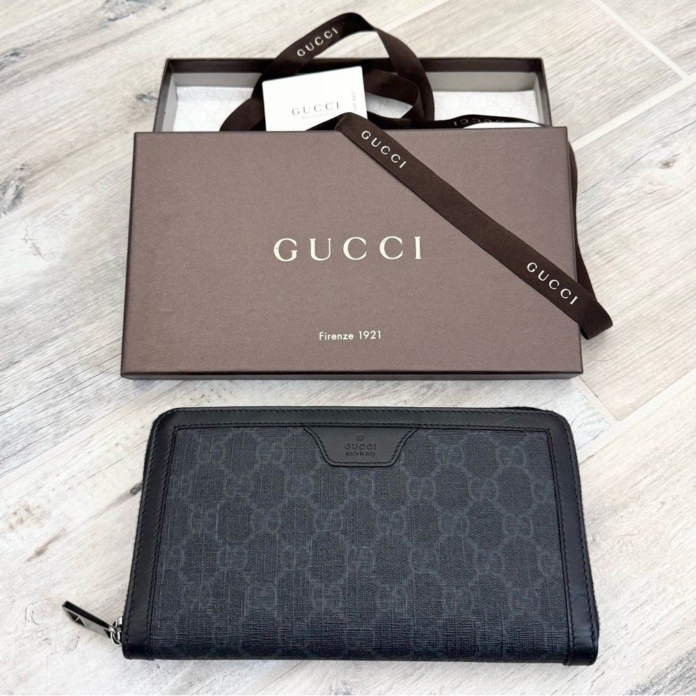 Gucci Black GG Supreme Monogram Organizer Wallet
